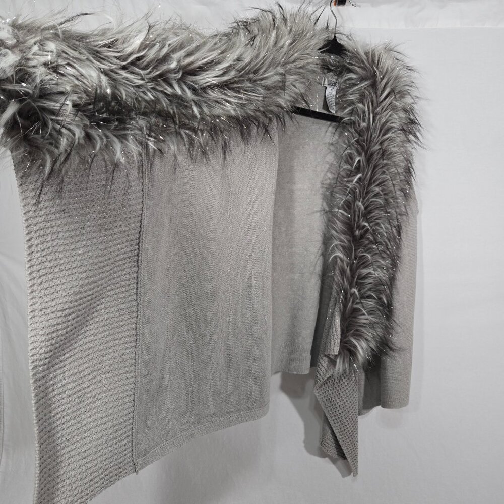 Vintage GRAY Metallic Faux Fur Collar Asymmetrical Hem Open Knit Cardigan Size M - Picture 4 of 17